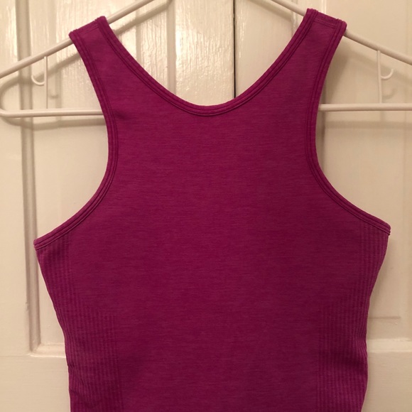 Lululemon Seamlessly Covered Tank - Picture 10 of 14